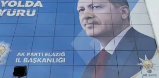 AKP'den Çocuğa Şiddet Skandalı