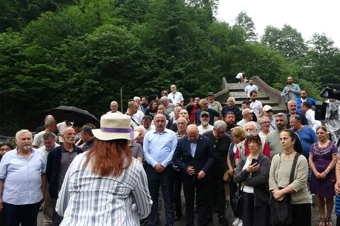 Arhavi'de HES ve Maden Protestosu