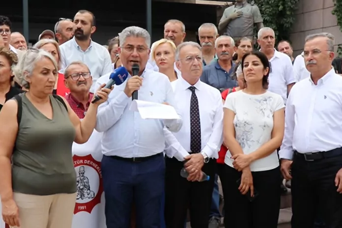 Alevi Kurumları Seher Şengünlü Yılmaz'ı Cezaevine Uğurladı