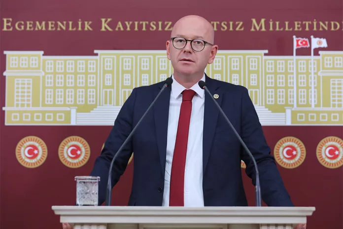 CHP'li Sarı'dan THY Eleştirisi: 