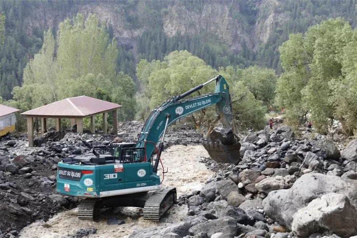 Erzurum Pasinler'de Sel Felaketi Meydana Geldi