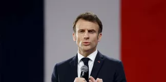 Macron, Başbakan Atamasını Erteledi