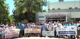 Muğla'da Aile Sağlığı Merkezlerinde Çalışan Hekimler İş Bıraktı