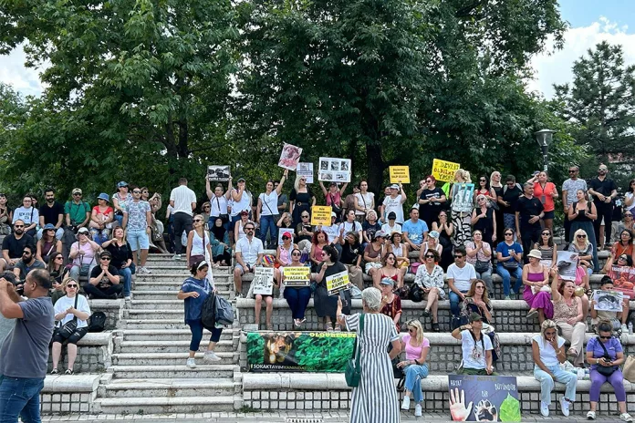 Ötanazi Yasasına Karşı Protestolar Devam Ediyor