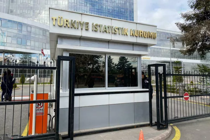 TÜİK, Mayıs Ayı Hizmet Üretim Endeksi'ni Açıkladı