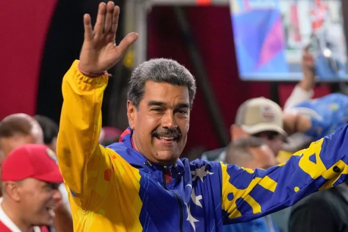 Venezuela'da Maduro Tartışmalı Bir Zafer İlan Etti, Kriz Derinleşiyor