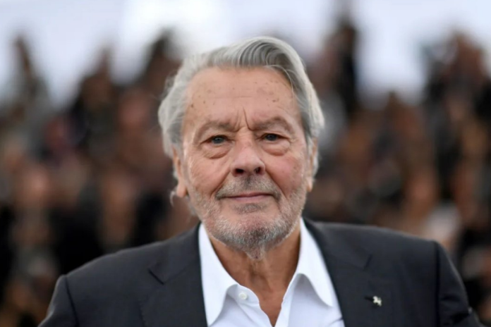 Alain Delon, Hayata Veda Etti