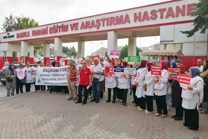 DİSK Gıda-İş'e Bağlı Yemekhane İşçileri, Kocaeli'de Eylem Yaptı