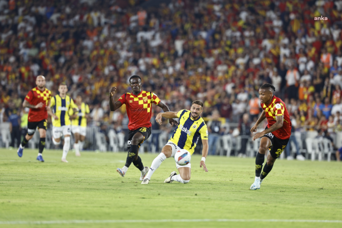 Fenerbahçe Göztepe ile 2-2 Berabere Kaldı