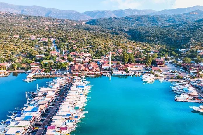 Kekova Üçağız İskele İhalesi, Gelen Tepkiler Üzerine İptal Edildi