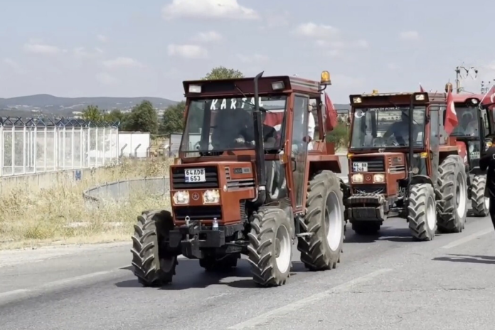 Traktörlü Çiftçi Eylemi: Bir Depo Mazot 400 Kilo Buğdaya Eşit