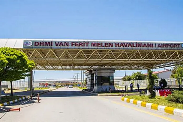 Van Ferit Melen Havalimanı'nda Yangın: Uçuşlar Bir Süre İptal