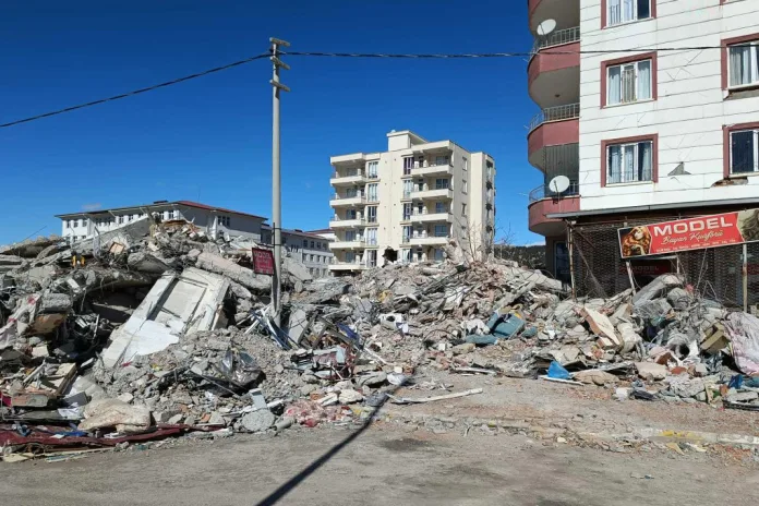 Adıyaman'da Yıkılan Hasoğlu Apartmanı İddianamesi Kabul Edildi