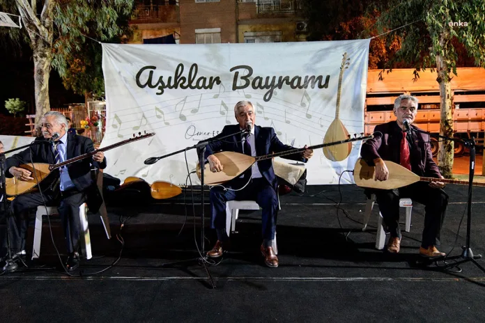 Bornova'da Âşıklar Bayramı Kutlandı