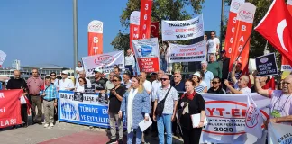 EYT-EF, Kadıköy İskelesi'nde Eylem Yaptı