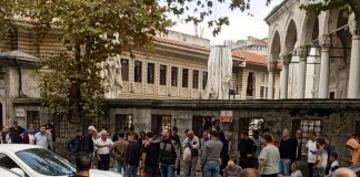 Şişli Camii Önünde Silahlı Kavga: 3 Yaralı Var