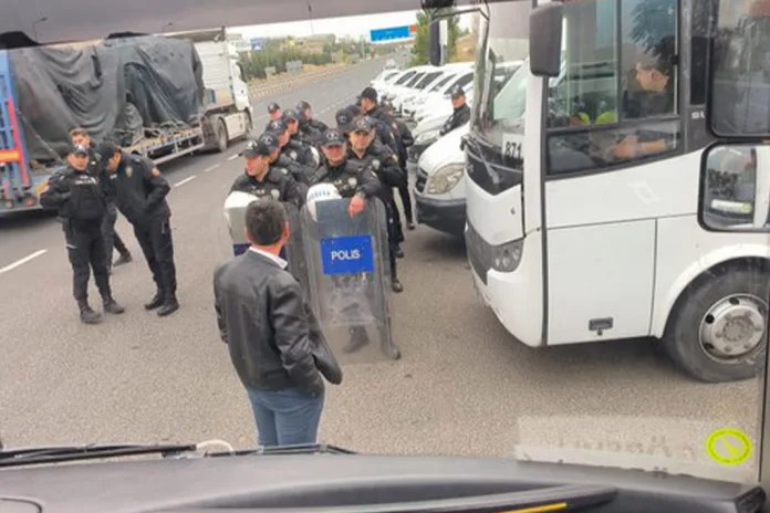 Kolluk, Ankara'da Fernas İşçilerinin Yolunu Kesti