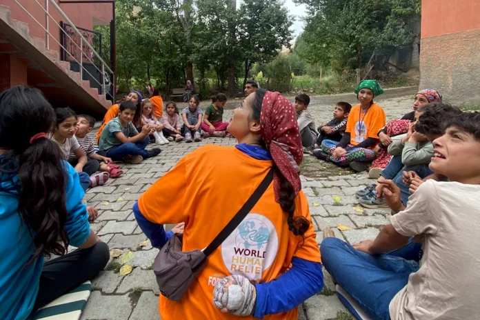 WHR, Bitlis'teki 11. Okulunun Açılışı Öncesi Atölyeler Düzenledi